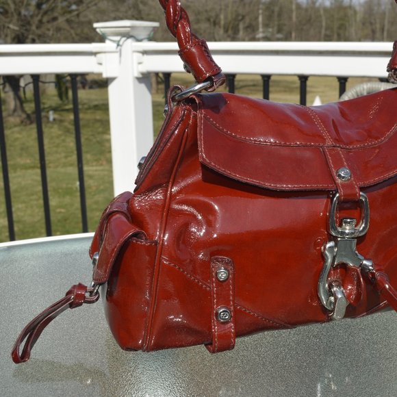 Francesco Biasia ruby red patent leather purse with suede interior front flap - Picture 7 of 11
